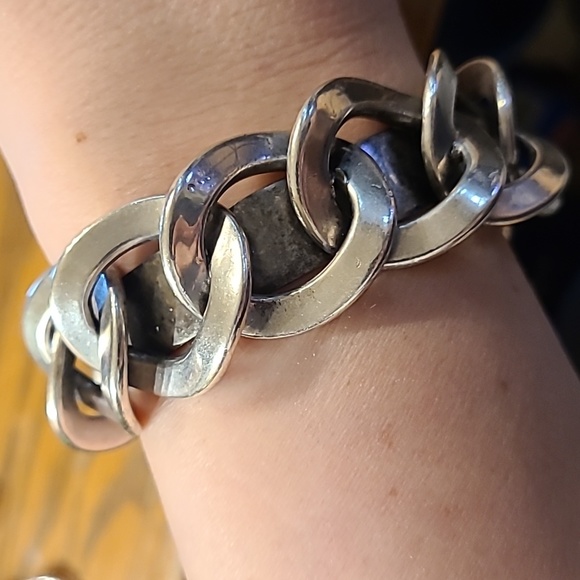 Philippe Audibert Paris | Designer Cuff Bracelet - Picture 4 of 6